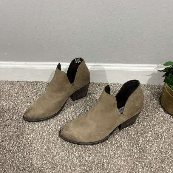 Steve Madden Size 7.5 M Adelphie Leather Ankle Boots Tan Heeled Pointed Toe - Picture 1 of 9